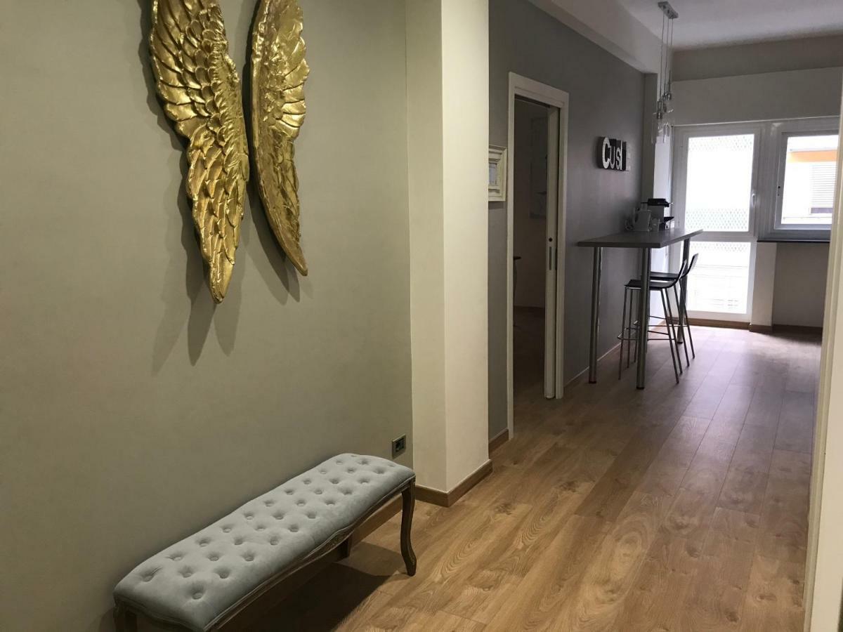 70'S Luxury Cavour Apartman Bari Kültér fotó