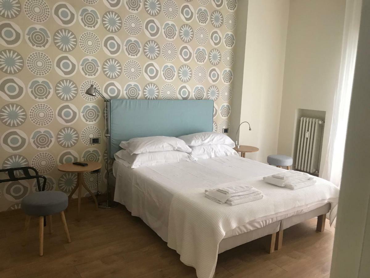 70'S Luxury Cavour Apartman Bari Kültér fotó