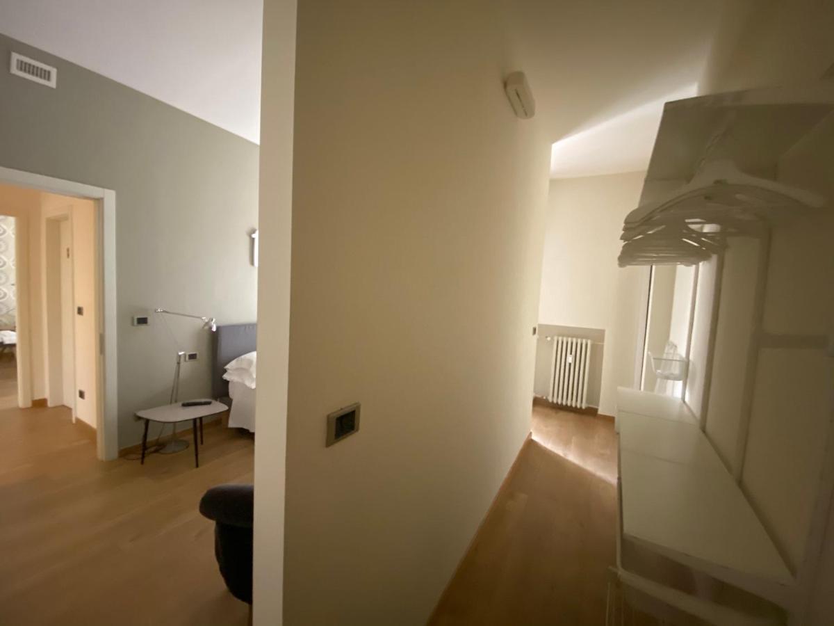 70'S Luxury Cavour Apartman Bari Kültér fotó